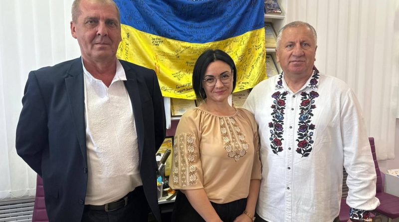 15.05.2025 за дорученням голови Подільської районної державної (військової) адміністрації Михайла ЛАЗАРЕНКО проведено семінар –практикум в рамках «Місяця обізнаності про ментальне здоров’я»
