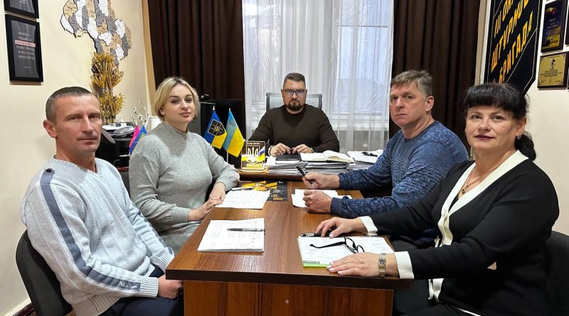 17 листопада 2025 року відбулося засідання робочої групи «Прозорість і підзвітність» при Подільській районній військовій адміністрації