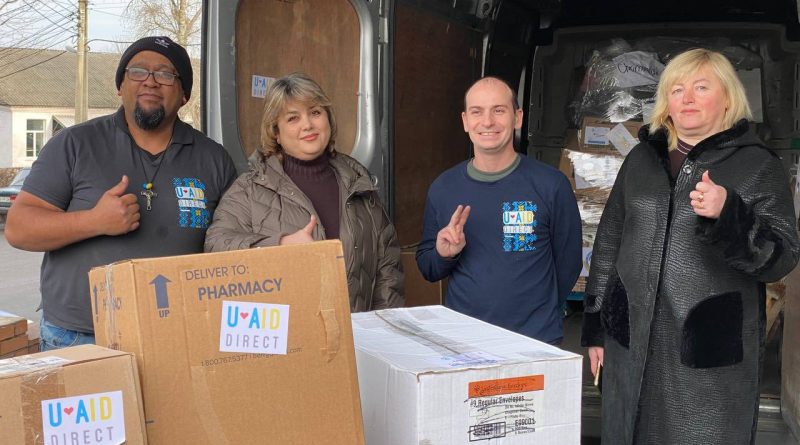 15 грудня 2025 року КНП «Подільська міська лікарня» отримала чергову партію гуманітарної допомоги — медичні вироби, необхідні для забезпечення роботи закладу та медичних потреб району 15 грудня 2025 року КНП «Подільська міська лікарня» отримала чергову партію гуманітарної допомоги — медичні вироби, необхідні для забезпечення роботи закладу та медичних потреб району