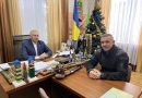 29.12.2025 року начальник Подільської районної військової адміністрації Михайло ЛАЗАРЕНКО провів робочу зустріч з очільником ТОВ «БРМ ОХОРОНА» та головою Громадської ради при Подільській РВА Богданом МЕЛЬНИКОМ