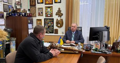 09 лютого 2026 року, начальник Подільської районної військової адміністрації Михайло ЛАЗАРЕНКО провів робочу зустріч із виконуючим обов’язки начальника Подільського районного управління Головного управління Держпродспоживслужби в Одеській області Михайлом НІКУЛОМ 09 лютого 2026 року, начальник Подільської районної військової адміністрації Михайло ЛАЗАРЕНКО провів робочу зустріч із виконуючим обов’язки начальника Подільського районного управління Головного управління Держпродспоживслужби в Одеській області Михайлом НІКУЛОМ