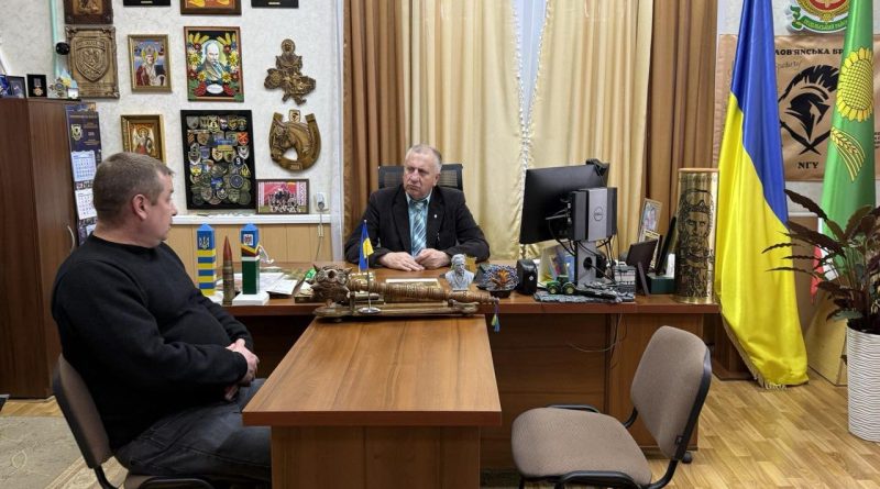 19 березня 2026 року, начальник Подільської районної військової адміністрації Михайло ЛАЗАРЕНКО провів робочу зустріч із  начальником Подільського районного управління Головного управління Держпродспоживслужби в Одеській області Михайлом НІКУЛОМ