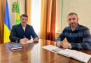 14 квітня 2026 року виконуючий обов’язки начальника Подільської районної військової адміністрації Руслан Пітак провів робочу зустріч із головою Подільської районної ради Миколою Соколовим