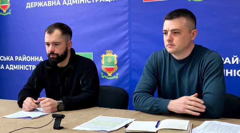 Сьогодні, 24 квітня 2026 року, фахівці відділу з питань цивільного захисту, оборонної роботи та взаємодії з правоохоронними органами Подільської РДА взяли участь у навчальних зборах з питань цивільного захисту, що проходили в онлайн-форматі