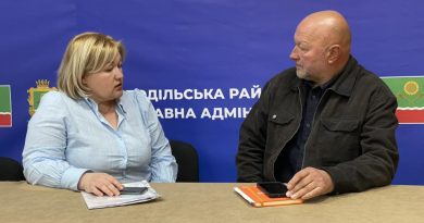 27 квітня відбулася робоча зустріч виконуючого обов’язки начальника відділу з питань ветеранської політики Подільської районної державної адміністрації Лілії БУГИ з виконуючим обов’язки голови Савранської територіальної громади Олегом ЖИРУНОМ