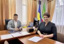 03 червня 2026 року виконуючий обов’язки начальника Подільської районної військової адміністрації Руслан Пітак провів робочу зустріч із начальником відділу розвитку культури та туризму Куяльницької сільської ради Надією Красовською