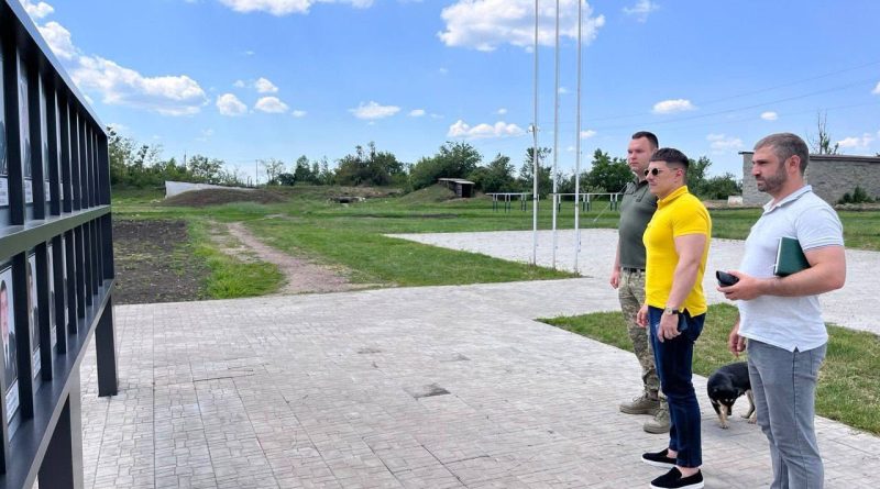 11 червня 2026 року виконуючий обов’язки начальника Подільської районної військової адміністрації Руслан Пітак спільно з головою Подільської районної ради Миколою Соколовим здійснили робочий виїзд до однієї з військових частин 11 червня 2026 року виконуючий обов’язки начальника Подільської районної військової адміністрації Руслан Пітак спільно з головою Подільської районної ради Миколою Соколовим здійснили робочий виїзд до однієї з військових частин