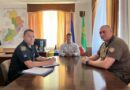 18 серпня 2026 року виконуючий обовʼязки начальника Подільської районної військової адміністрації Руслан Пітак провів робочу зустріч із начальником Подільського районного ТЦК та СП Русланом Ткачем та начальником сектору моніторингу, майором поліції Ігорем Гритенюком