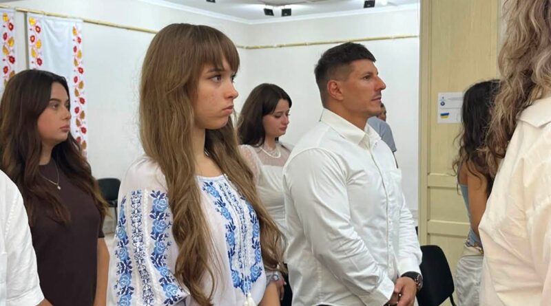 21 серпня 2026 року виконуючий обов’язки начальника Подільської районної військової адміністрації Руслан Пітак взяв участь у І щорічній обласній молодіжній конференції «Одещина українська: молодь, ідентичність, майбутнє», яка відбулася у місті Чорноморськ 21 серпня 2026 року виконуючий обов’язки начальника Подільської районної військової адміністрації Руслан Пітак взяв участь у І щорічній обласній молодіжній конференції «Одещина українська: молодь, ідентичність, майбутнє», яка відбулася у місті Чорноморськ